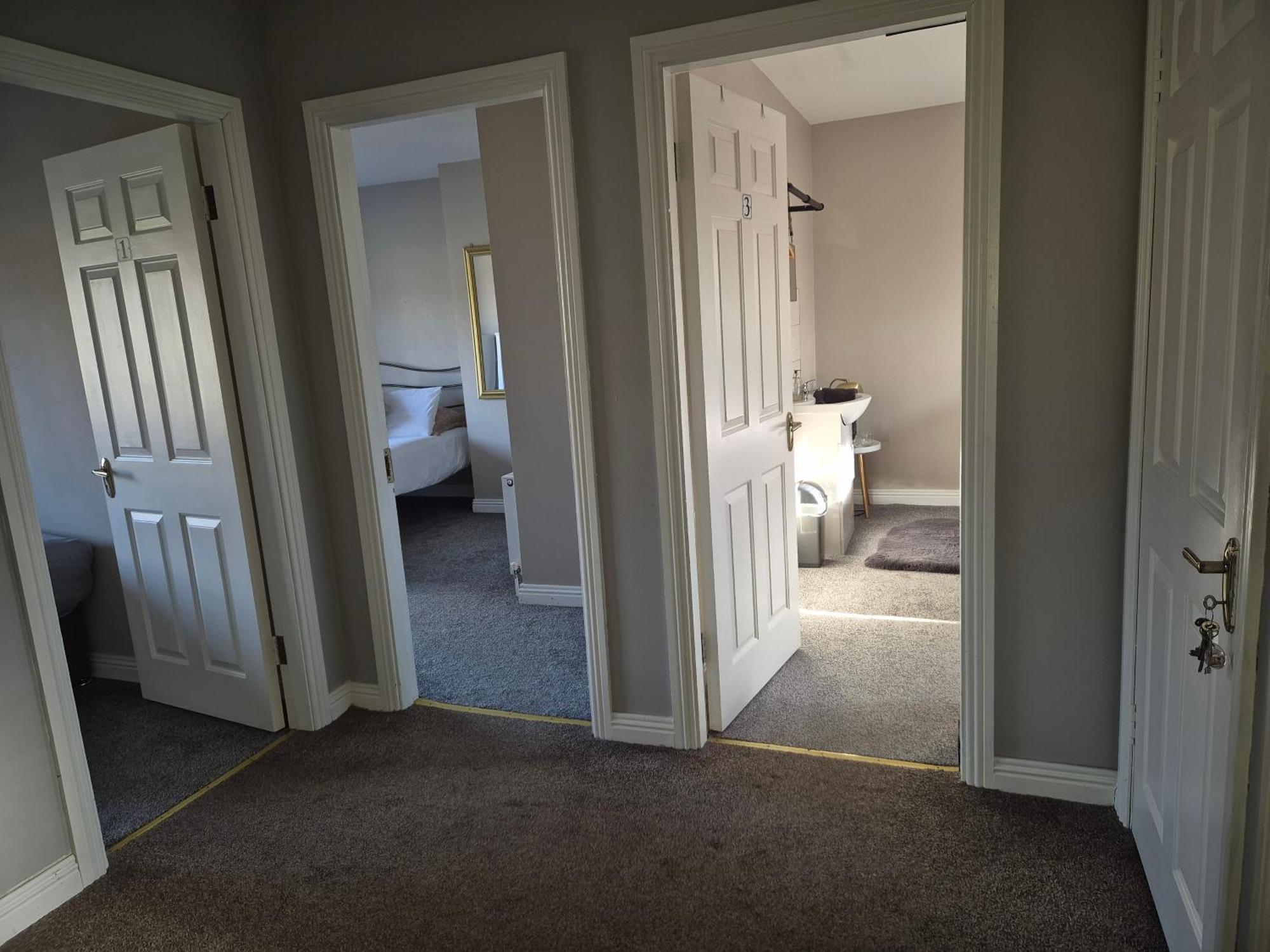 Hotel Dun Eoin Carrigaline Extérieur photo