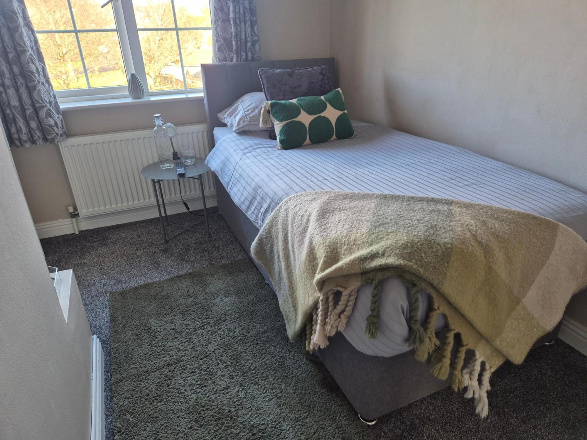 Hotel Dun Eoin Carrigaline Extérieur photo
